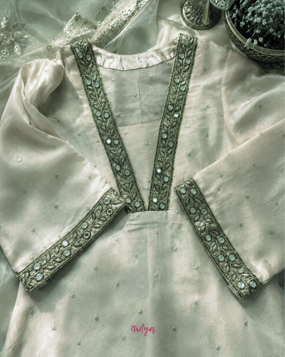 Zareen Kurta Set